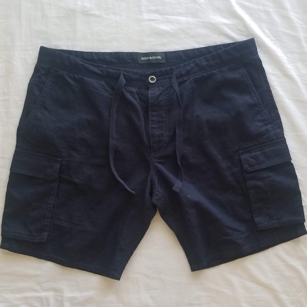 Rodd & Gunn- "Custom Fit" Style Shorts- 9" Inseam